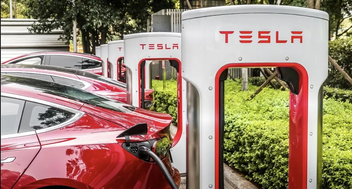 SAIC-GM strikes take care of Tesla for Supercharger Community entry in China Unveiled: Uncover Auto Excellence at Autoxyon
