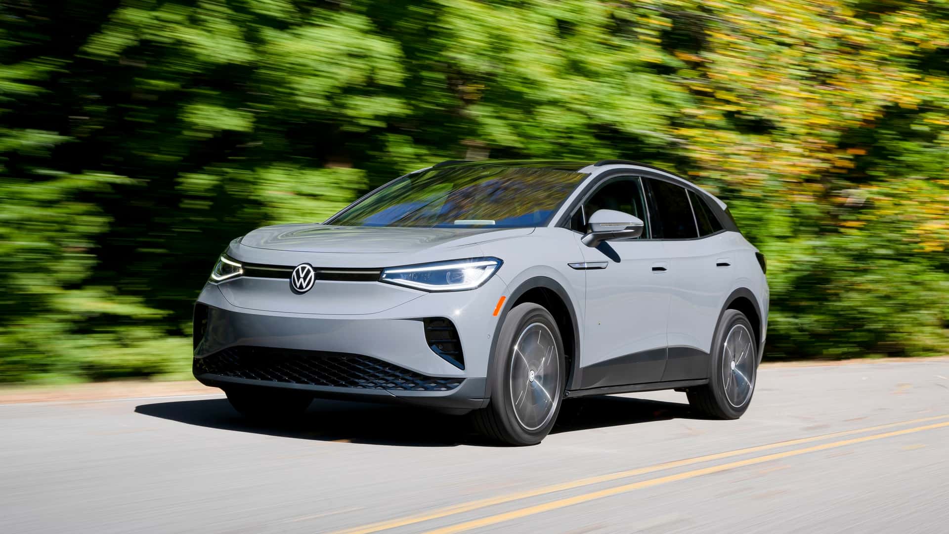 U.S. EV Gross sales Surpass 1 Million For First Time In 2023 Unveiled: Uncover Auto Excellence at Autoxyon